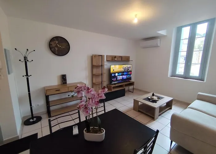 Vue Sur Les Remparts De La Cite Medievale -Clim-Parking- 4Pers Carcassonne