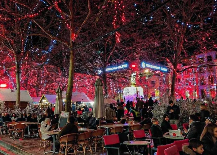 Vue Sur La Cité Médiévale -clim-parking